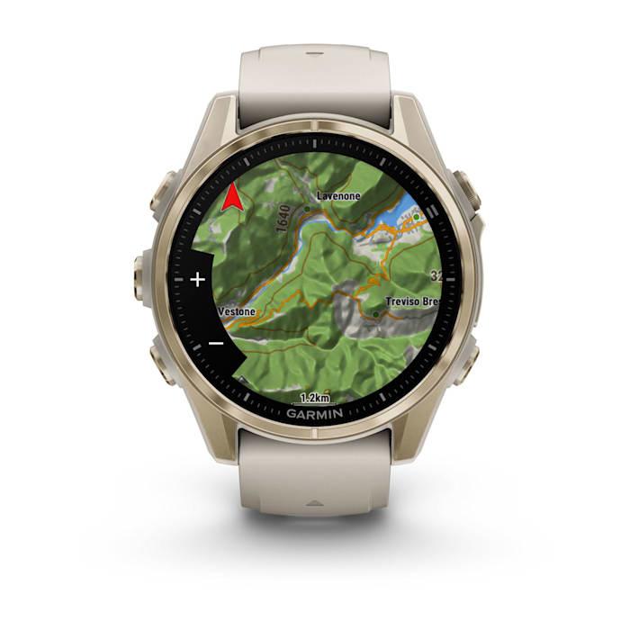 Fēnix® 8 - 43 mm, AMOLED, saphir, or doux avec bracelet en silicone gris brouillard/grès foncé
