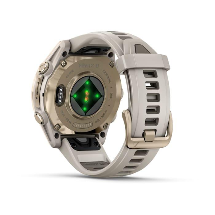 Fēnix® 8 - 43 mm, AMOLED, saphir, or doux avec bracelet en silicone gris brouillard/grès foncé
