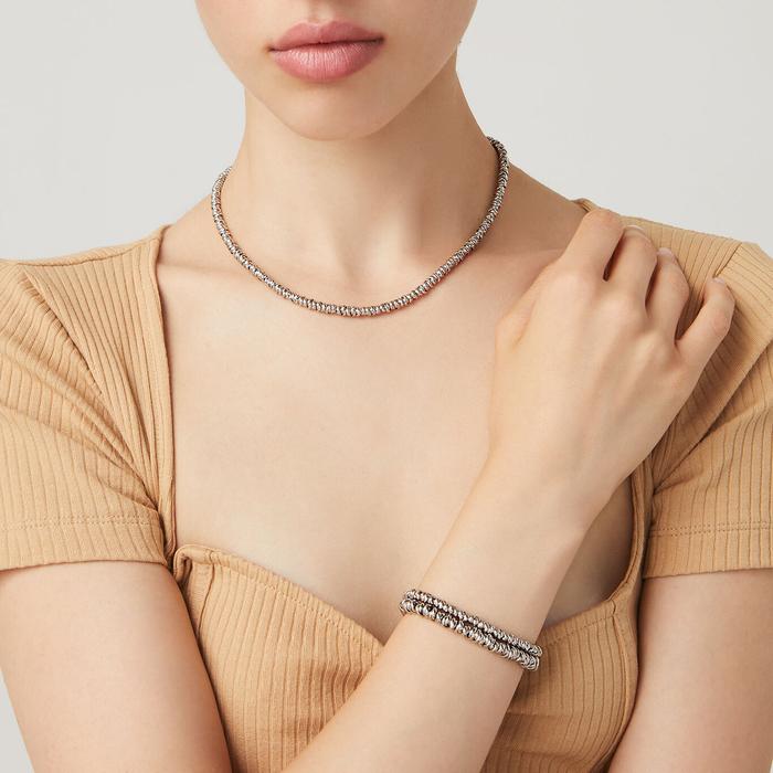 Knots Necklace