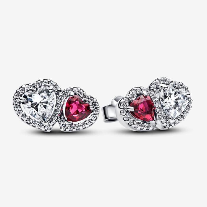 Stud earrings with hearts