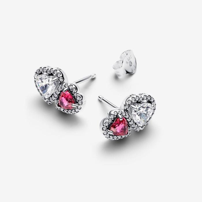 Stud earrings with hearts