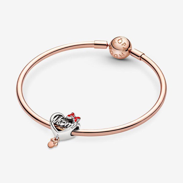 Disney, charmez Minnie Mom dans le cœur