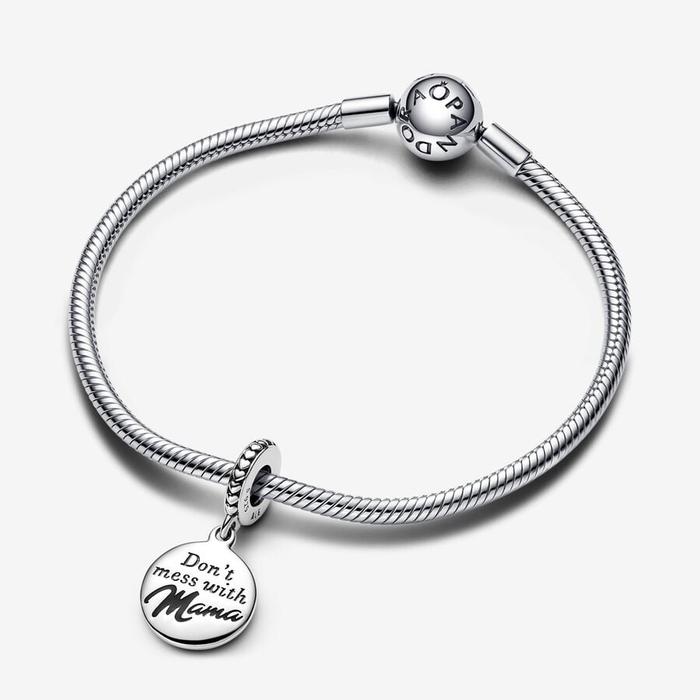 Pendentif Charm « Ne plaisante pas avec maman » à graver