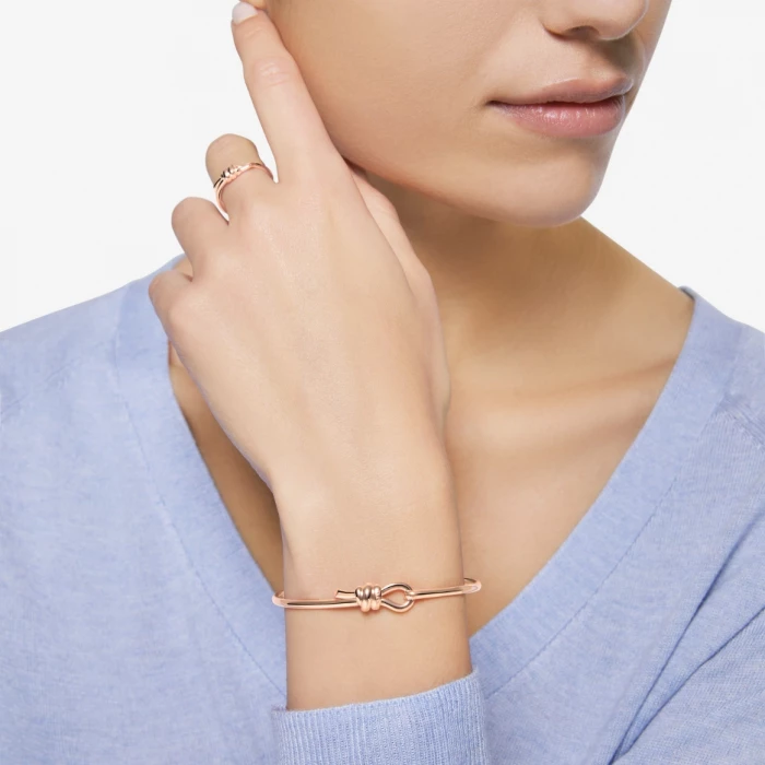 ROSE GOLD KNOT BANGLE BRACELET