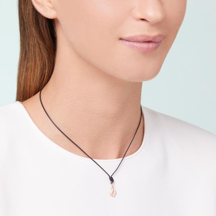 PENDENTIF LETTRE Q