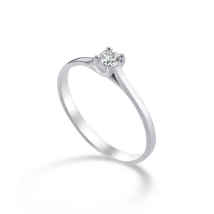 Solitaire ring