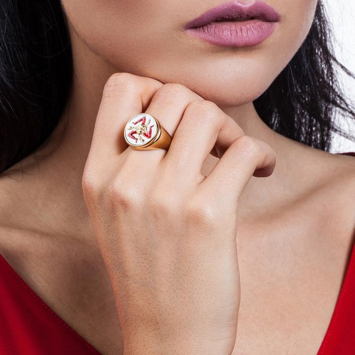 Bague ronde Trinacria