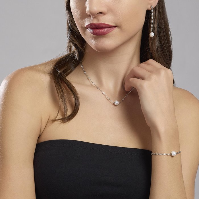 DUCHESS Pearl Drop Earrings