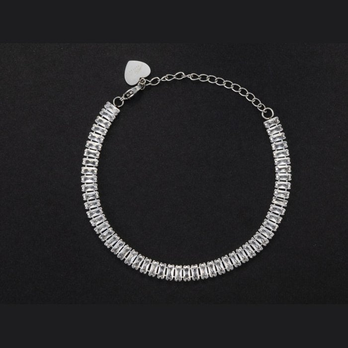 Tennis bracelet