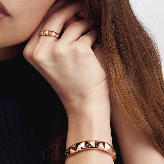Bracelet rigide en bronze plaqué or rose