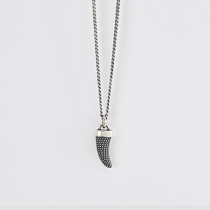 925/°° SILVER NECKLACE
