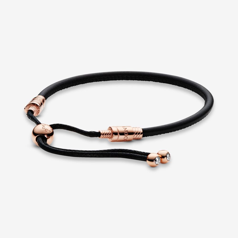 Bracelet en cuir Pandora Moments avec fermoir réglable