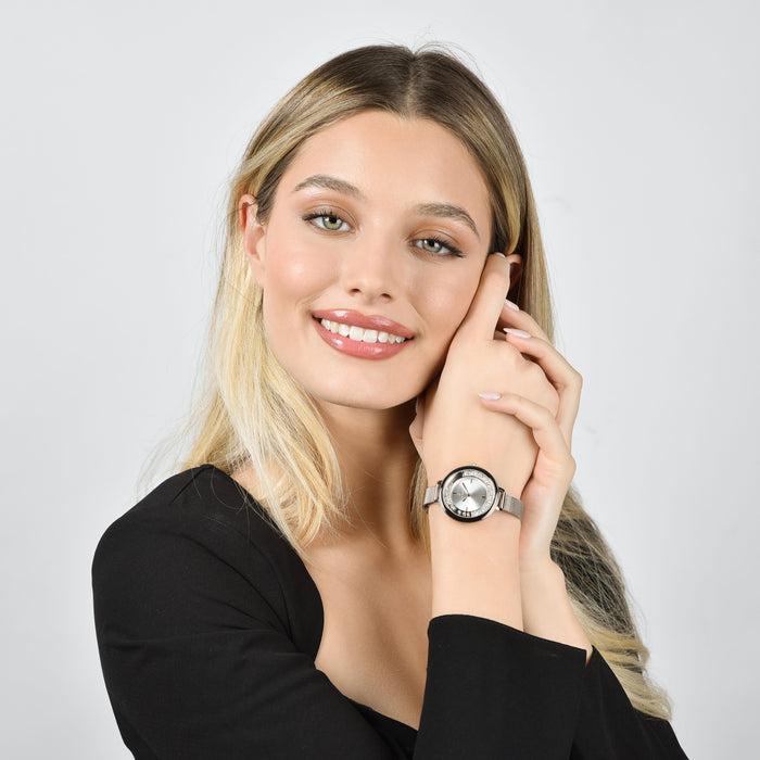 MONTRE FEMME AVEC BOÎTIER EN ACIER ET LUNETTE EN CÉRAMIQUE