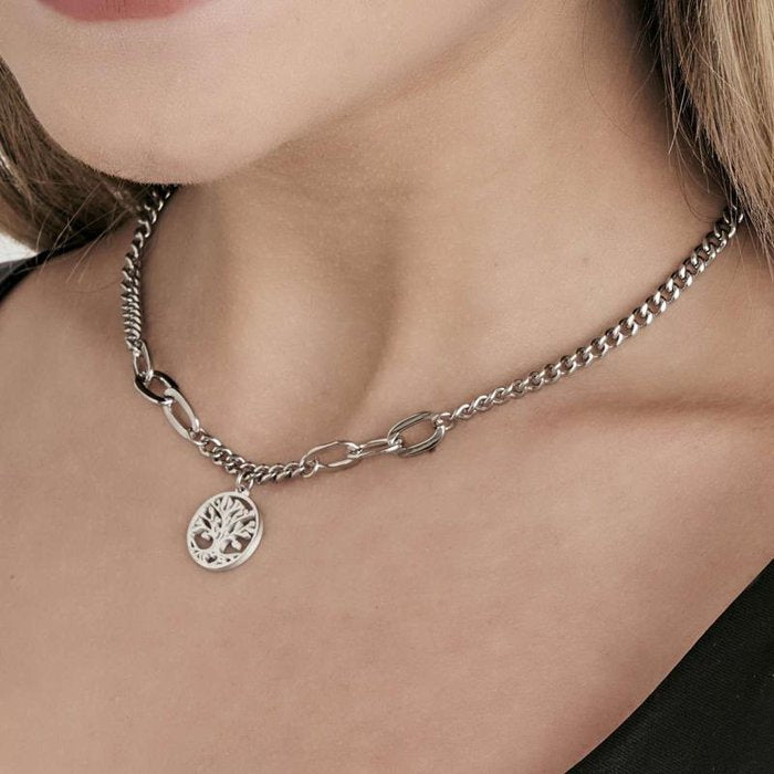 Collier en acier avec arbre de vie