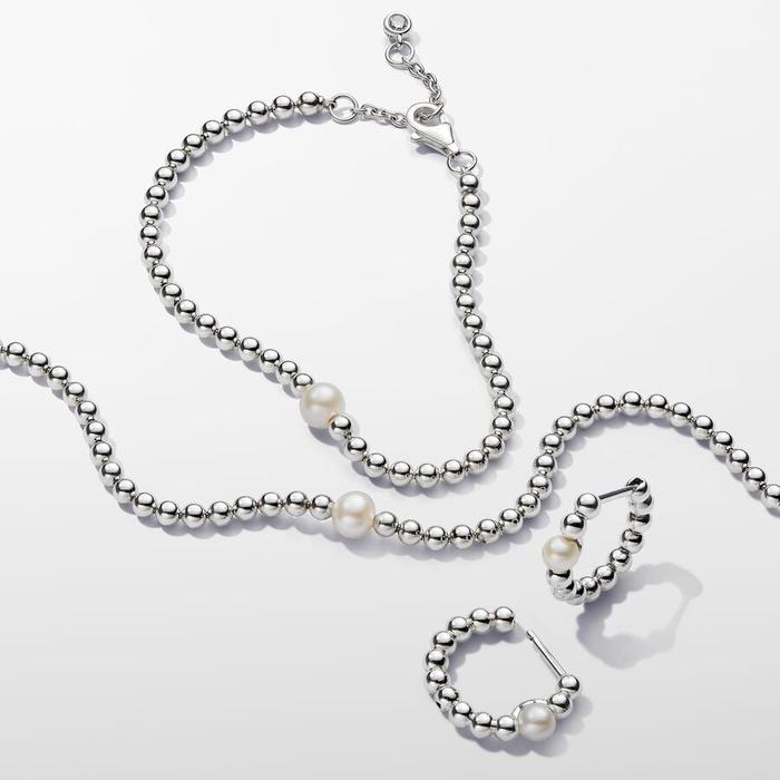 Bracelet with Cultured Freshwater Pearl and Spheres