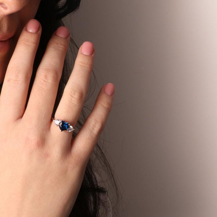 Bague en argent 925 avec cœurs en zircone blanche et bleue