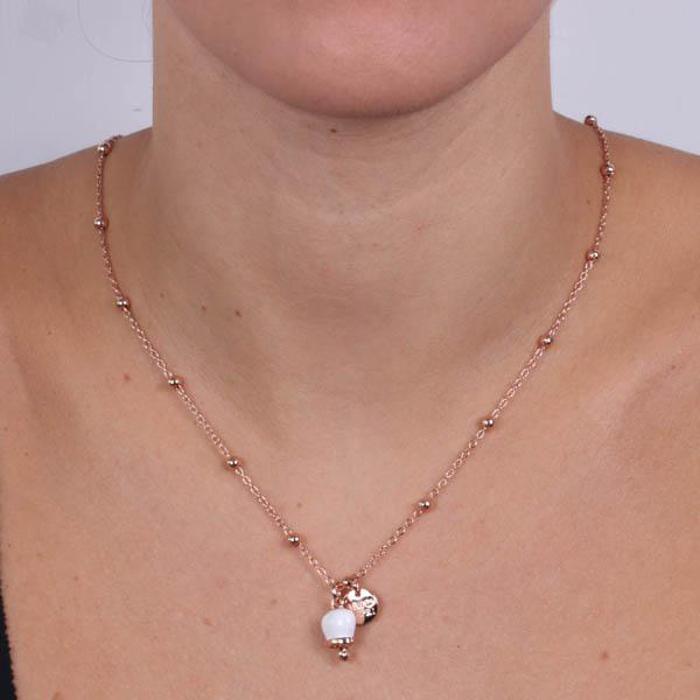 Collier en métal