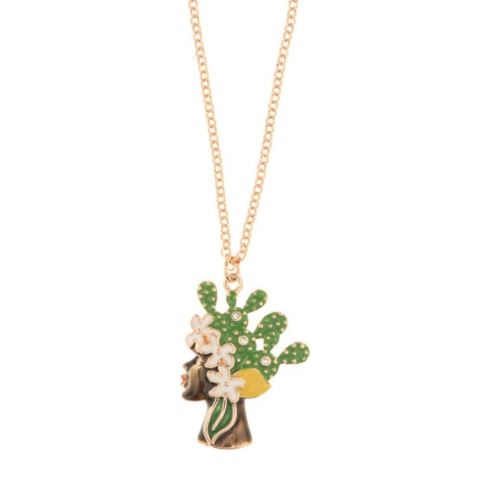 Collier en métal avec pendentif en forme de tête de femme sombre avec émaux colorés et cristaux