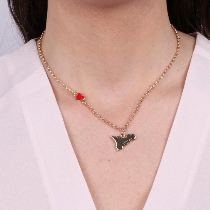 Metal Necklace with Heart and Pendant Sicily Symbol