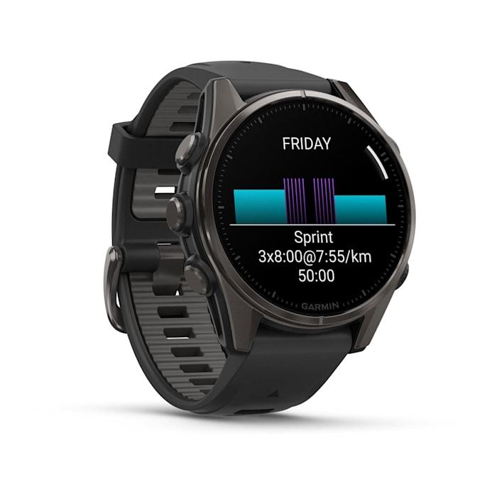 Fēnix® 8 - 43 mm, AMOLED, Sapphire, Titanio, Carbon Gray DLC con cinturino in silicone Black/pebble grey