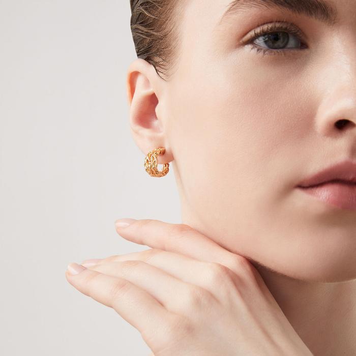 Petites boucles d'oreilles créoles en corail