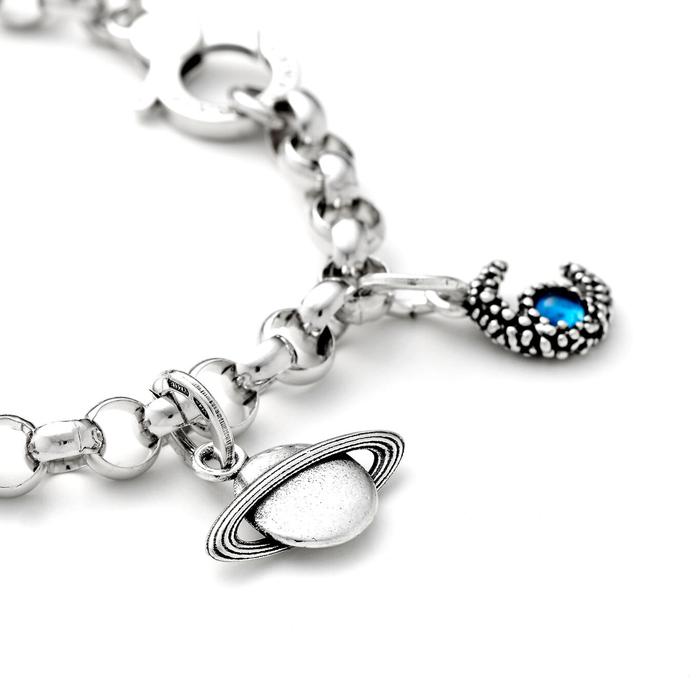 Charm Moon Color