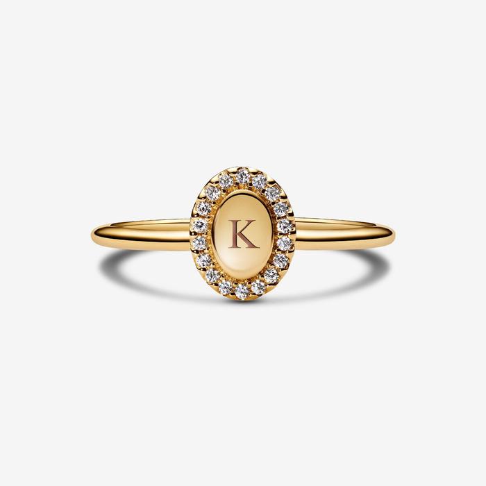 Oval and Pavè Ring to be Engraved