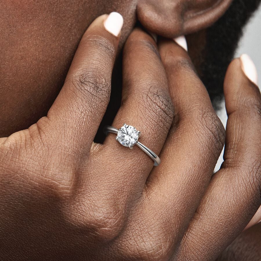 Bague Solitaire Lumineuse