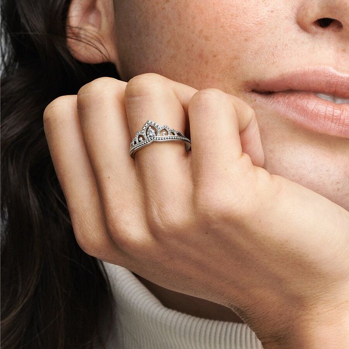 Royal Tiara Ring