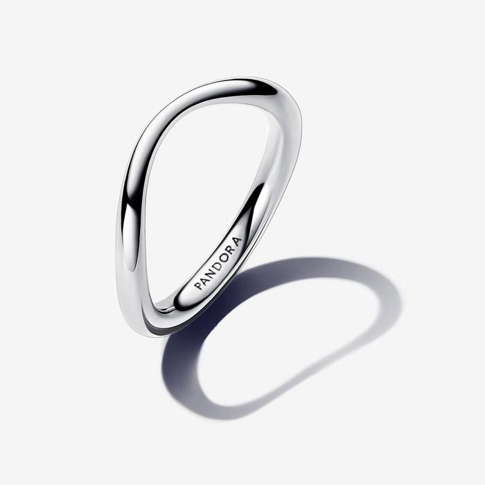Sinuous Line Ring