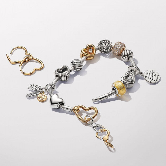 Boucles d'oreilles créoles asymétriques en forme de cœur
