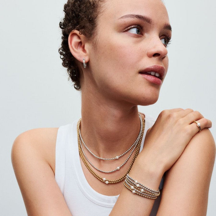 Collier de perles d'eau douce de culture et de sphères