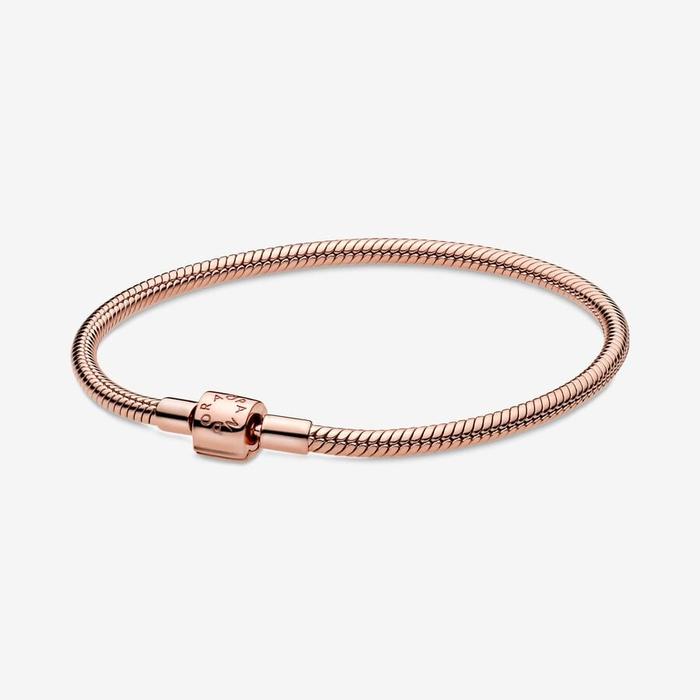 Bracelet Moments