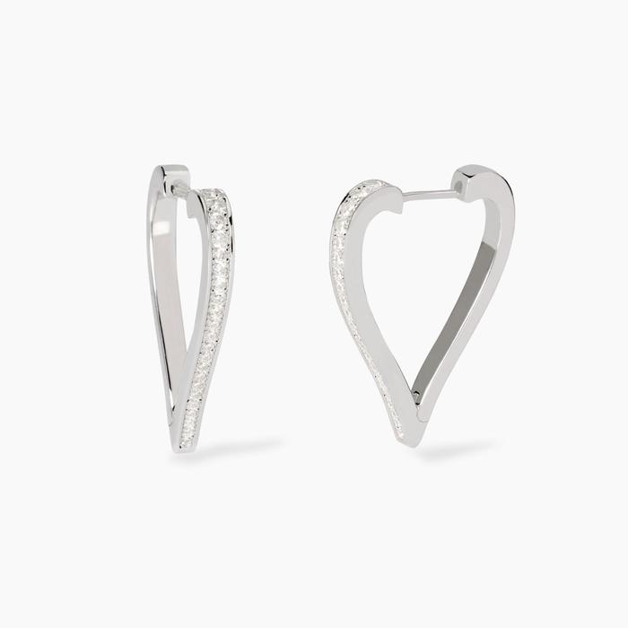 Jolies boucles d'oreilles créoles en forme de cœur en zircone