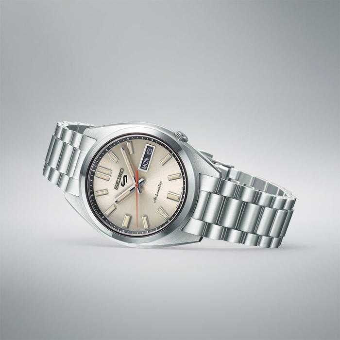 Montre automatique Seiko 5 à 3 aiguilles