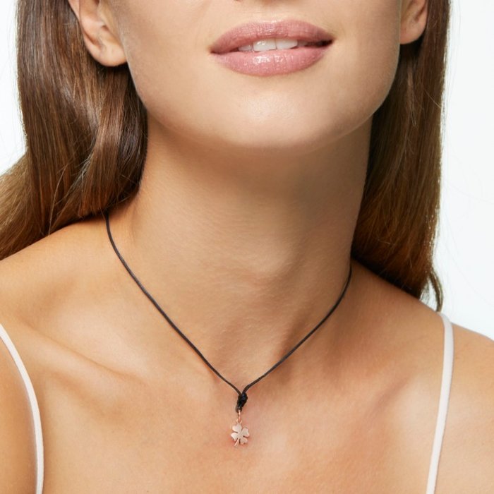 PENDENTIF TRÈFLE À QUATRE FEUILLES