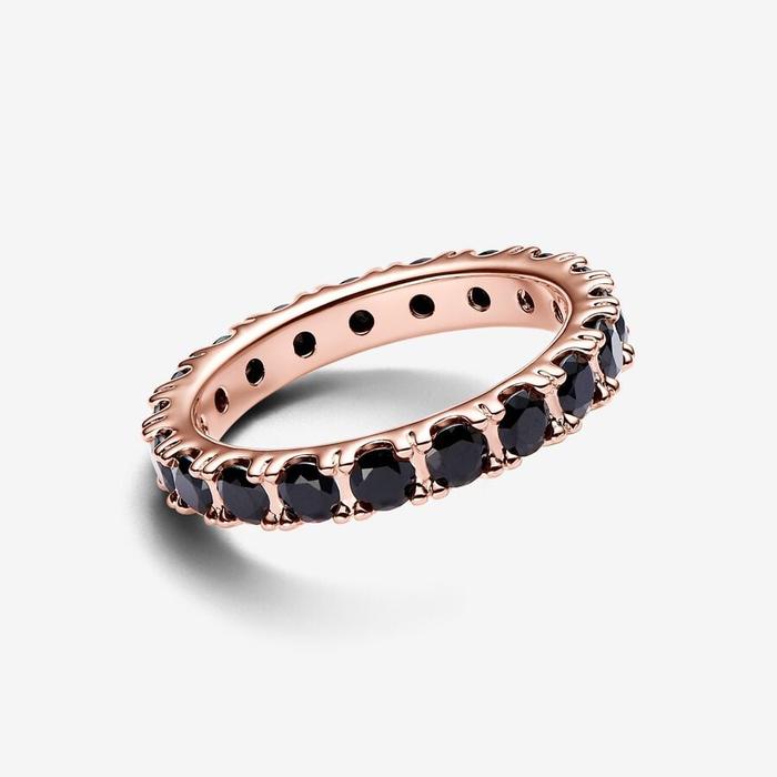 Bague scintillante avec pierres noires