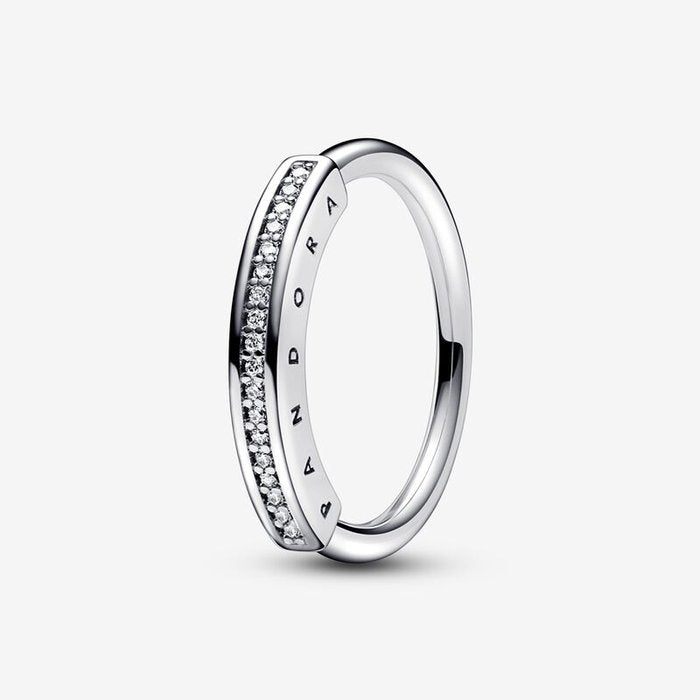 Bague pavée et logo