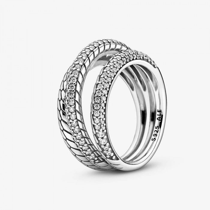 Triple band ring with snake mesh and pavé 