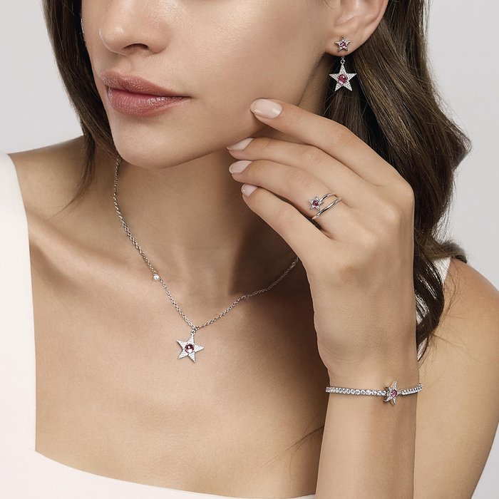 Girocollo stella con tormalina sintetica STARLET
