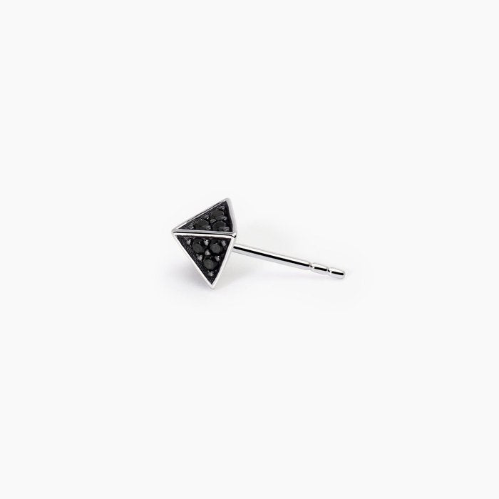 Mono silver earring MONOMANIA