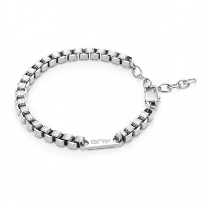 Chain link bracelet