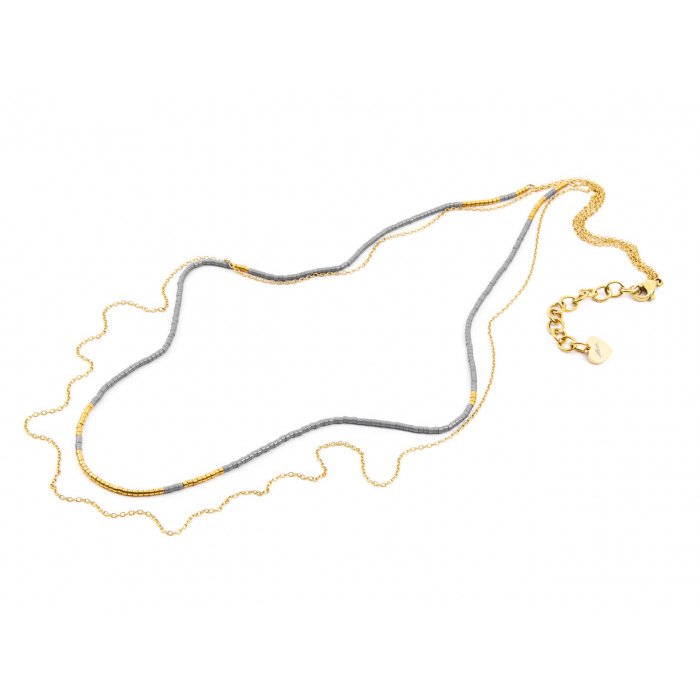 Collana multifili con perline colorate