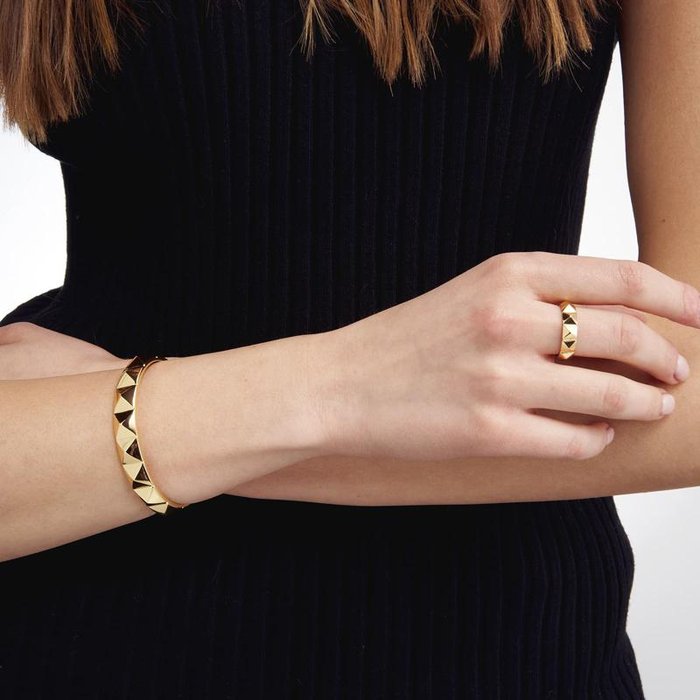 Gilded bronze ring
