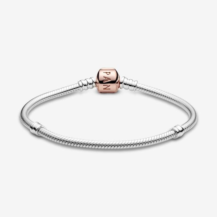 Bracelet Moments