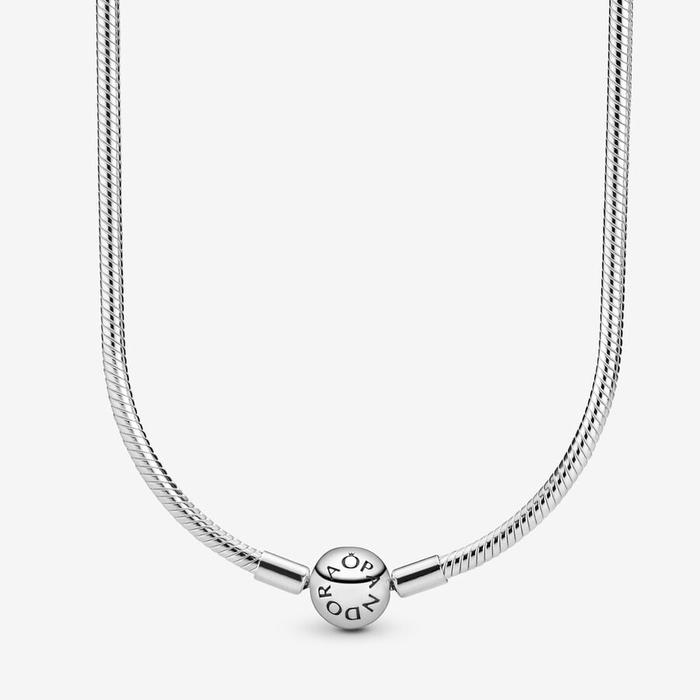 Collier Moments