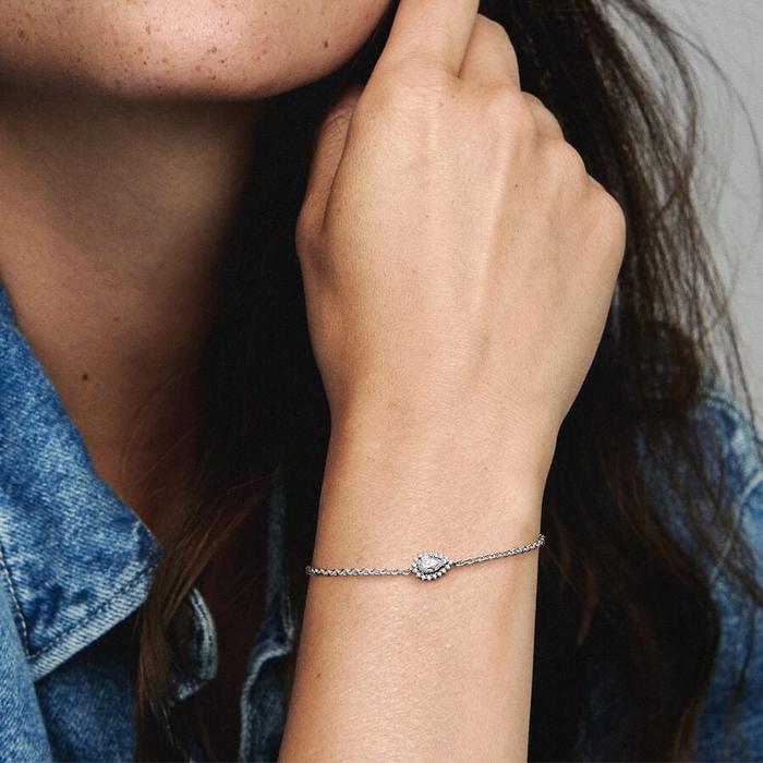 Bracciale a Catena con Punto Luce Goccia