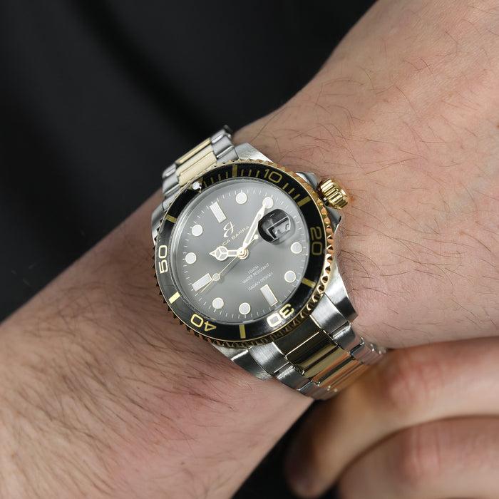 MONTRE HOMME AVEC BOÎTIER EN ACIER LUNETTE NOIRE