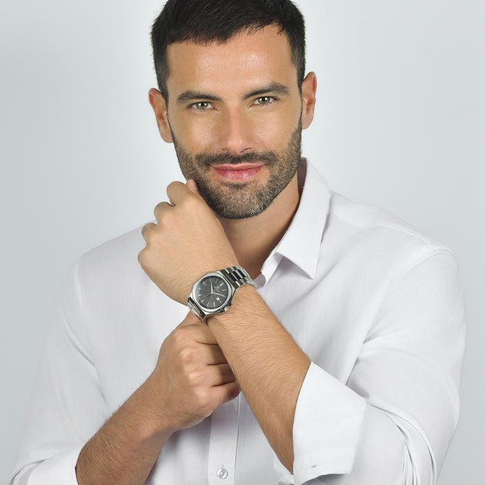 OROLOGIO UOMO IN ACCIAIO QUADRANTE NERO, DETTAGLI SILVER