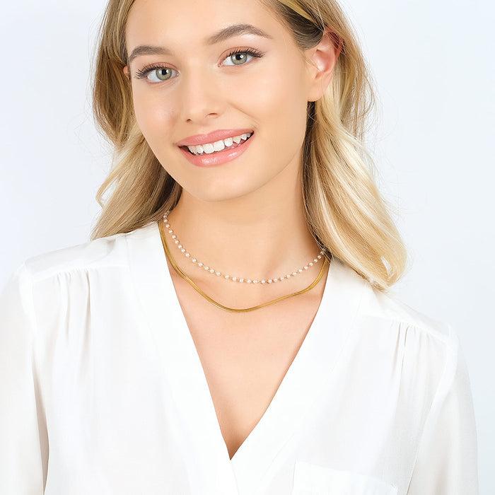 WOMEN'S STEEL NECKLACE WITH WHITE PEARLS
